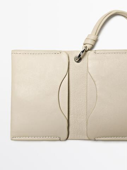 Massimo Dutti Визитница из кожи наппа в виде подвески, кротово-коричневый
