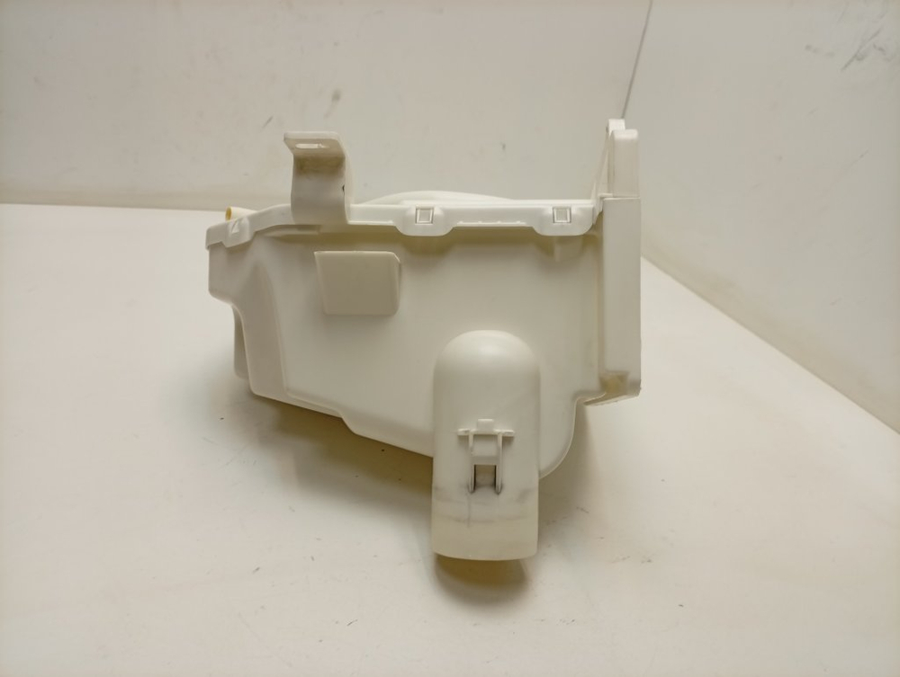 MVE69512ZAW кт44 Бункер дозатора порошка для стиральной машины Beko 285844 б/у