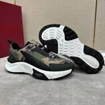 Кроссовки Valentino