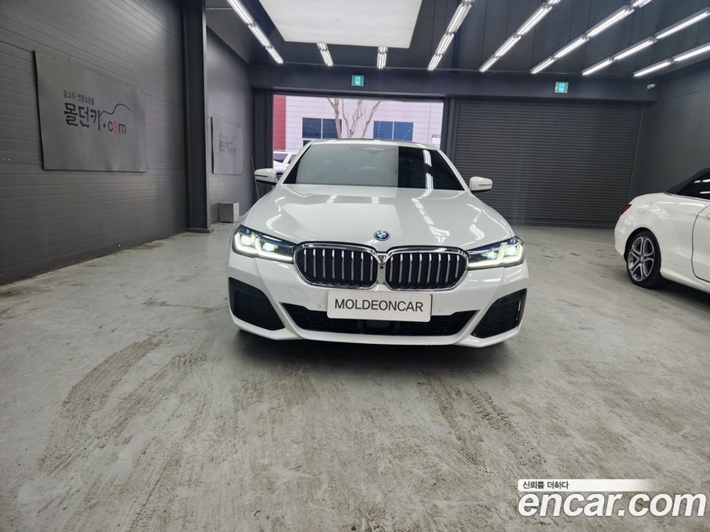 BMW 5 Series (G30) 530e M Sports (01.2022)