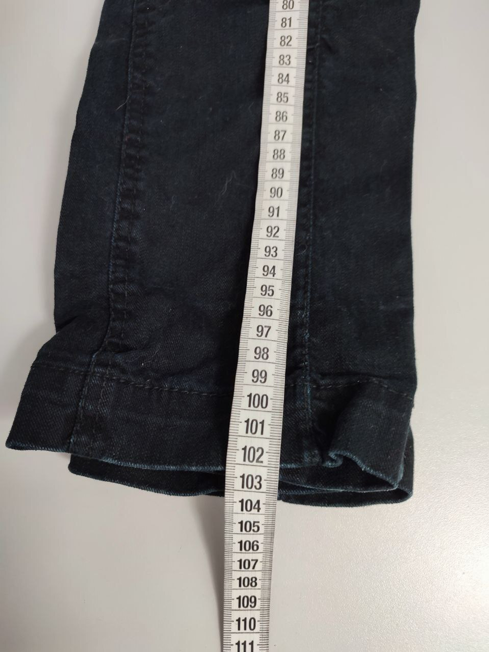 Джинсы Bershka темные 40 размер