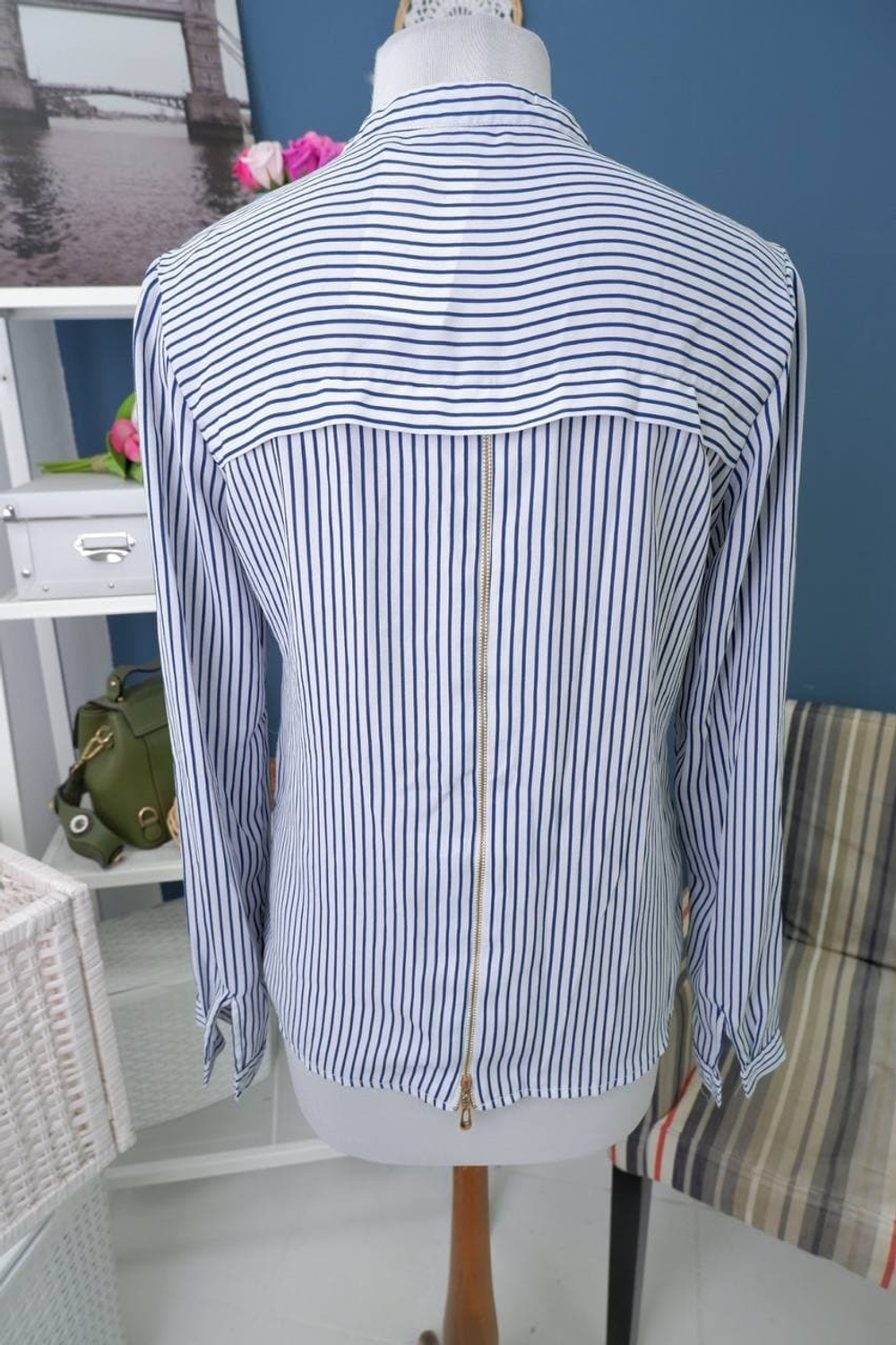 Рубашка с молнией на спинке 44 размер