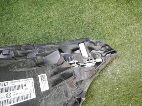 Битая Фара левая Renault Arkana (2019-н.в.) LED