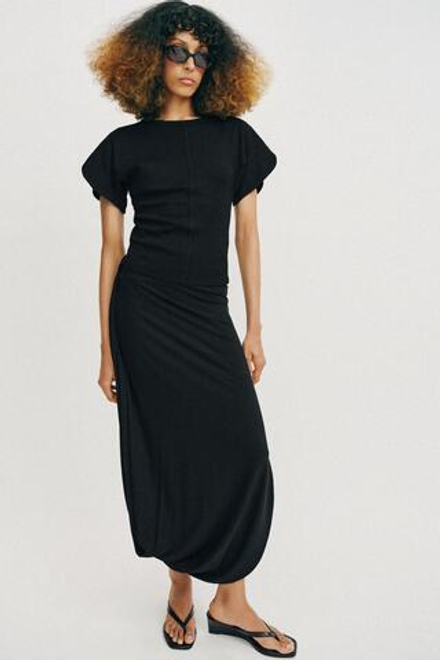 ZARA ФУТБОЛКА С ОБЪЕМНЫМИ РУКАВАМИ, ЧЕРНЫЙ