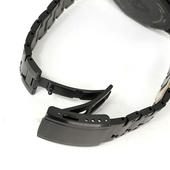 Наручные часы Casio GMC-B2100ZE-1A