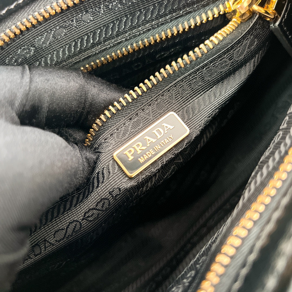 Prada Bonnie Medium Bag 32 cm