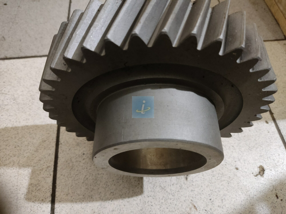 Шестерня привода пром. вала 239.1701056