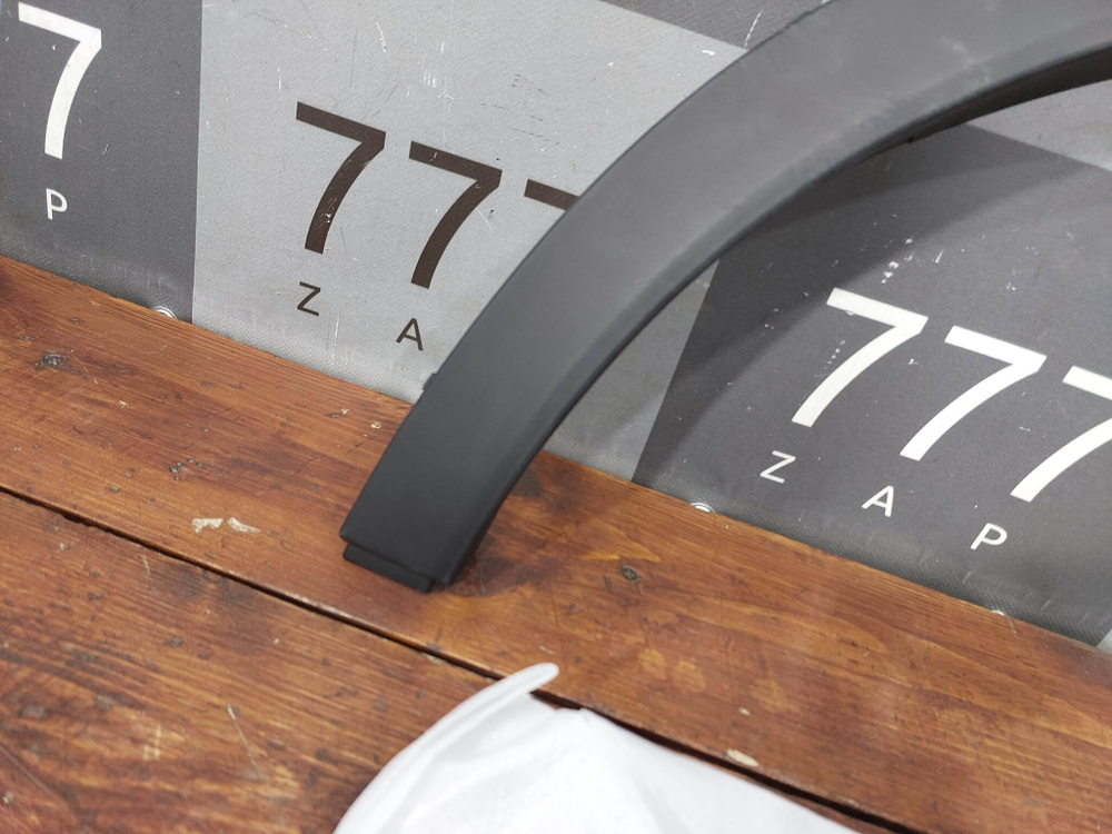 Накладка крыла заднего правого BMW X3 (F25) 10-17 Новое  51777210084