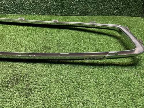 Накладка решетки радиатора Volvo S60 3 (2018-2024)