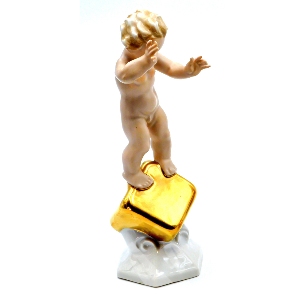 [Коллекционная статуэтка] Путти на кубе. Фарфор, позолота, роспись.  Графенталь (Gräfenthal), 1935 г