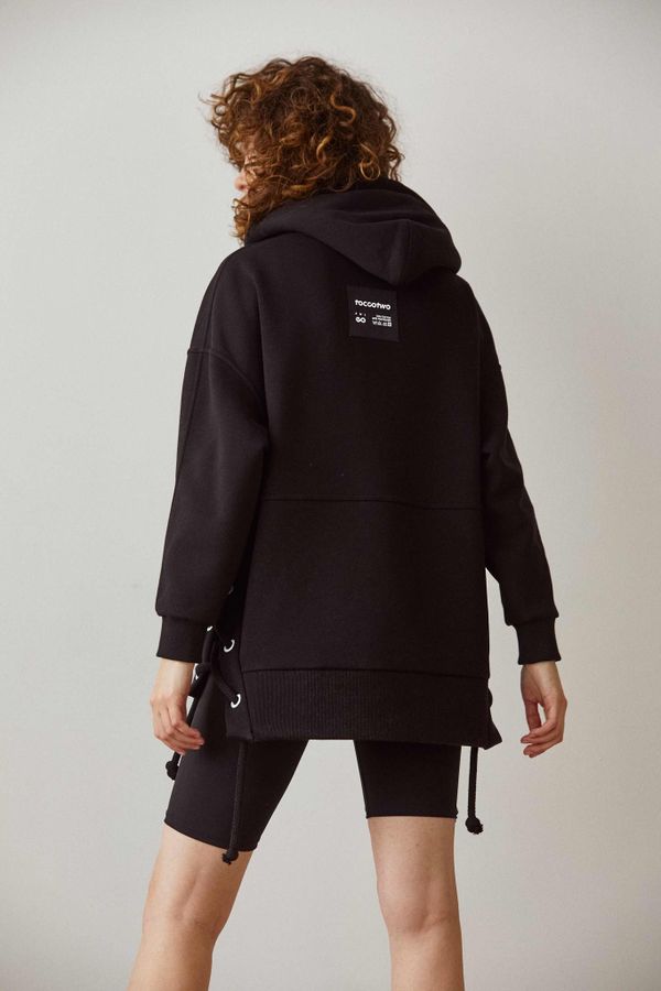 Худи с белыми люверсами Женский Черный - фото 10