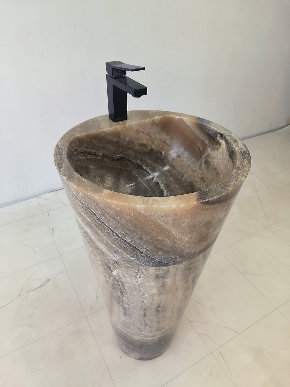 Раковина напольная из оникса Grey ON-61365 (45*45*90)