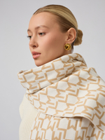 Жилет вязаный на пуговицах