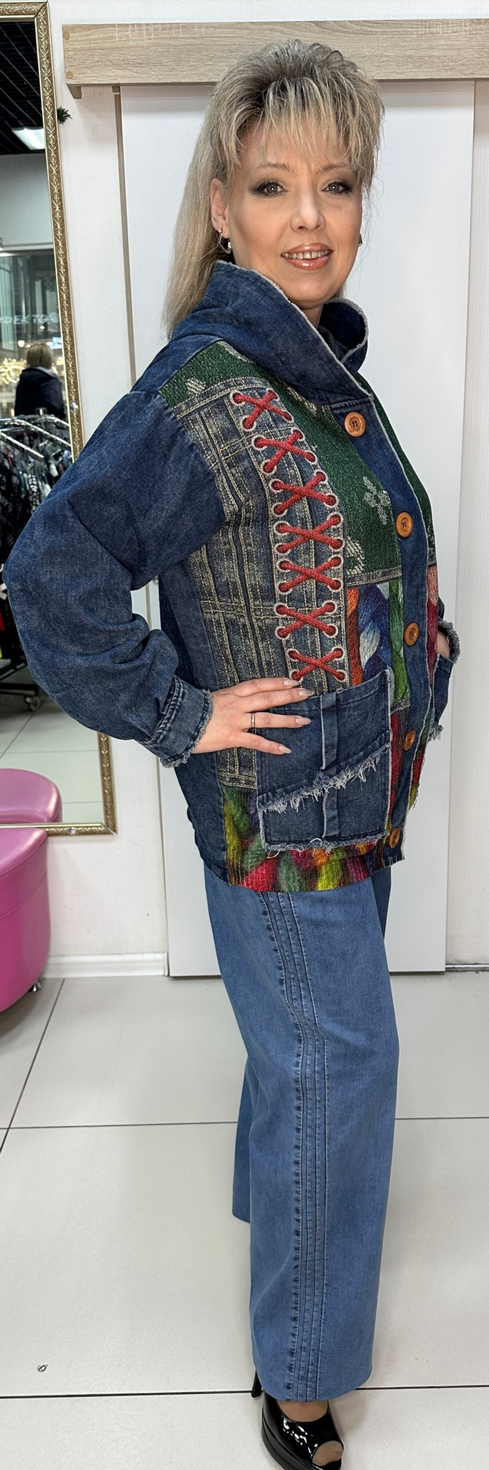Джинсовый комбинированный жакет-ветровка