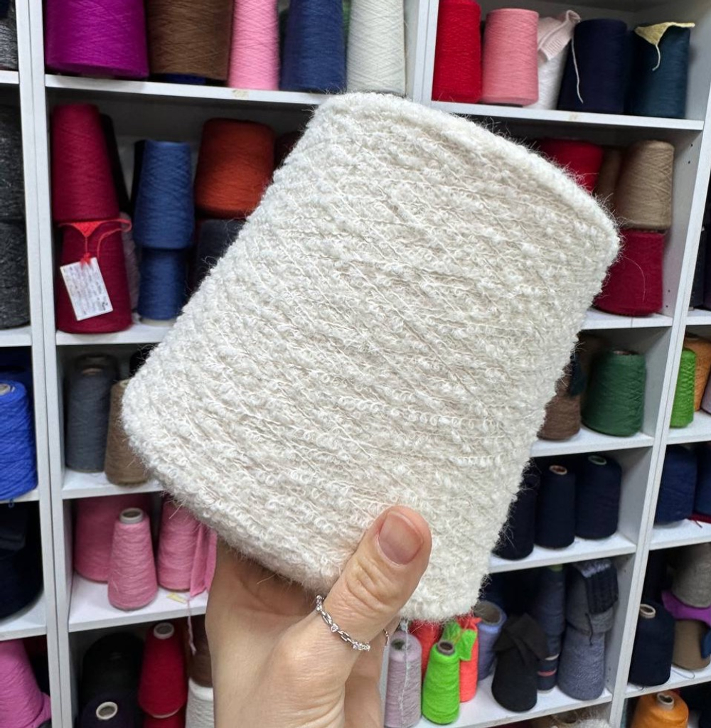 APACHE - Pecci Filati; 60% альпака, 25% меринос, 15% п/а; 450м/100гр; col. 102, цвет: молочный; S501