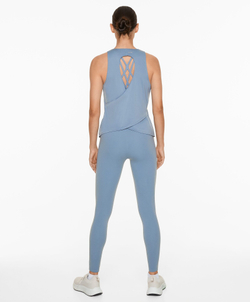 Oysho Футболка комфортлюкс с перекрестной спиной, туманный синий