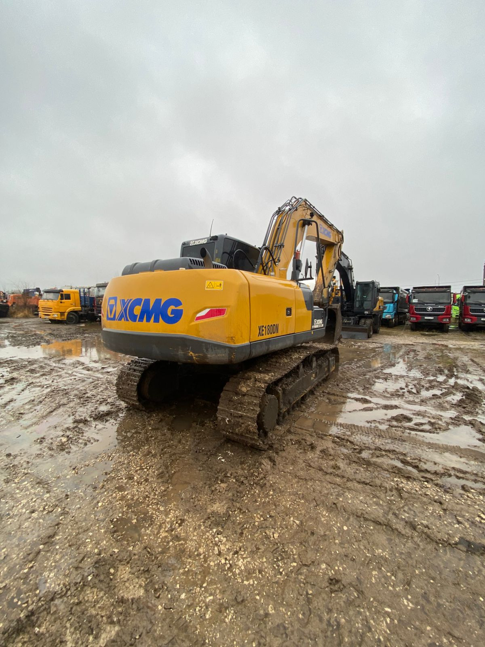 XCMG XE180* Экскаватор XE180DN (Дизельный, 3,8 л, 126 л.с., АТ)