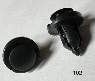 Клипса иномарка  Код- 102 (20шт/уп)