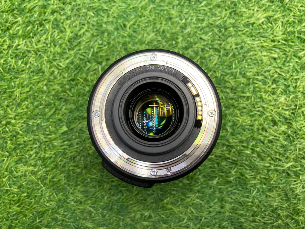 Canon EF-S 18-135mm 3.5-5.6 IS