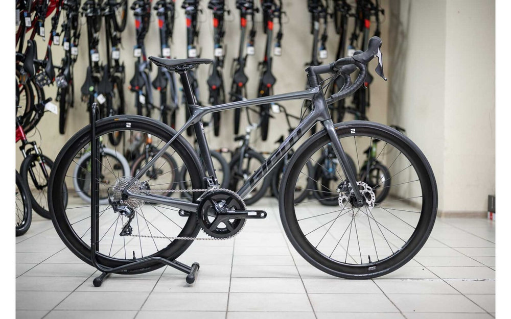 Шоссейный велосипед Giant TCR Advanced Disc 1+ Pro Compact (2022)