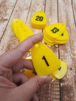 желтые номерки