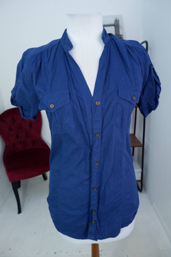 Блузка красивого оттенка, маркировка 32, визуально на 38 размер