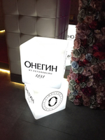 Светящийся куб Базз 20см