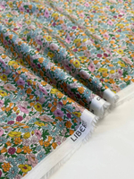 Хлопок Liberty белый с цветочным принтом Tana Lawn™ Cotton - Classic Collection