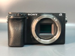 Sony A6400, 28000 кадров пробега.