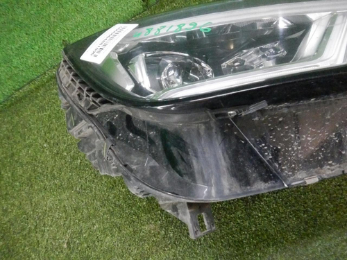 Фара правая Audi Q5 2 80A (2017-2020) LED