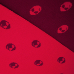 Колючий красный шарф