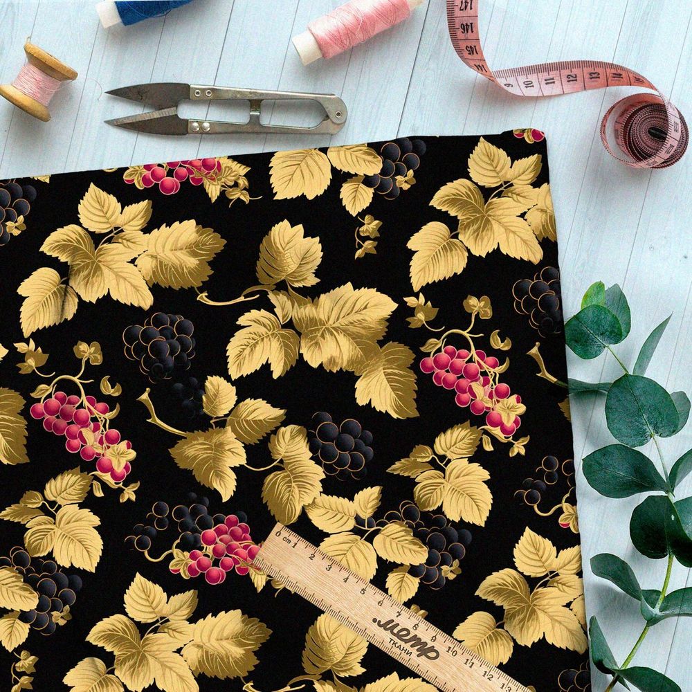 Ткань Ниагара Софт золотые литья с виноградом