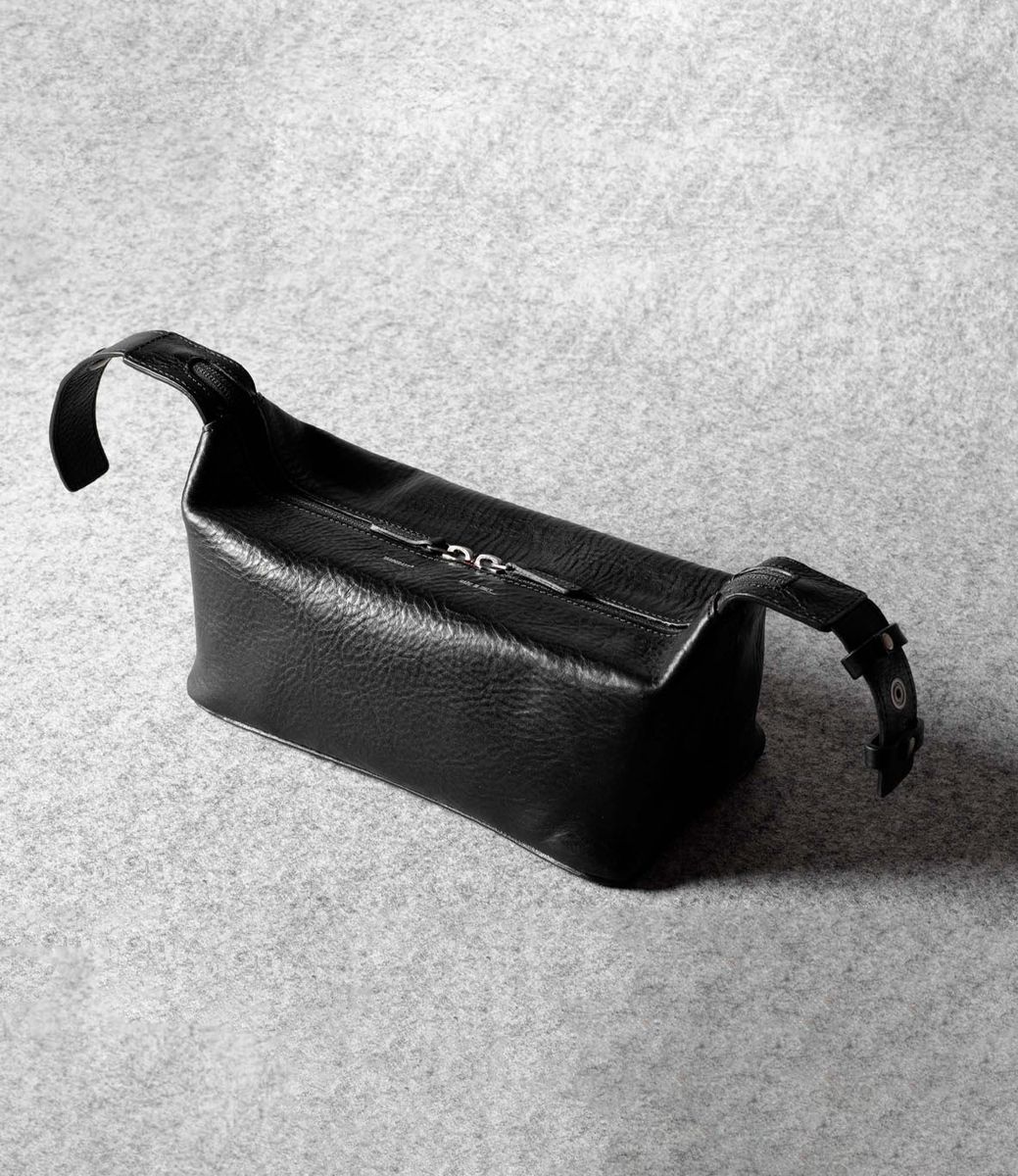 Hard Graft Belted Coal — несессер из кожи