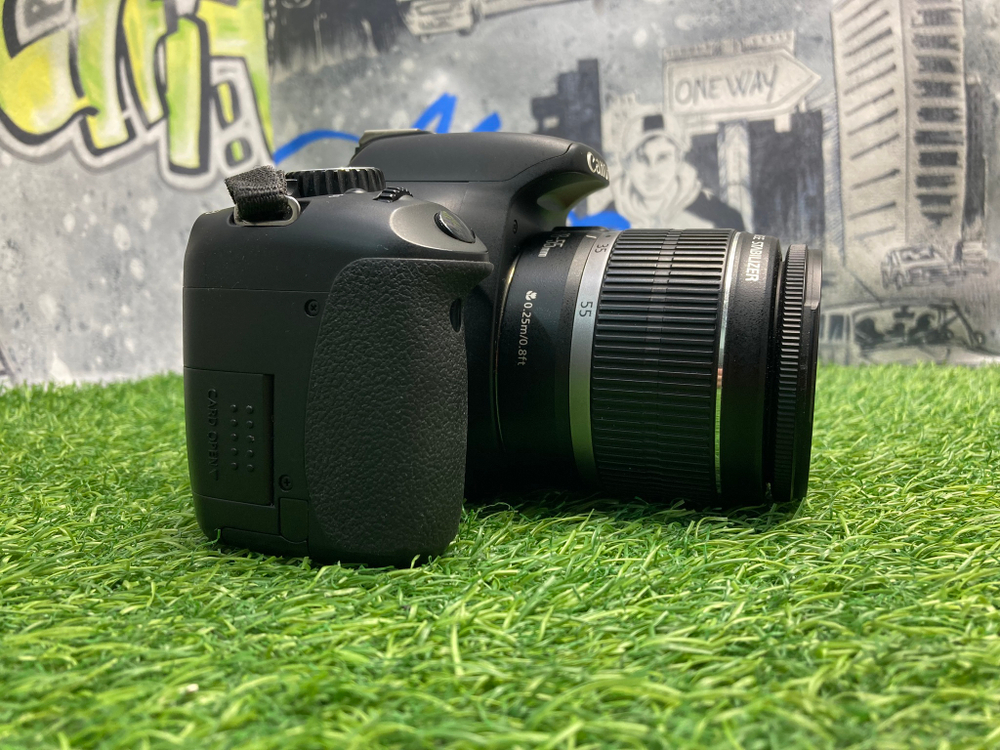 Canon 550D kit 18-55mm 3.5-5.6 IS (18.400 кадров)