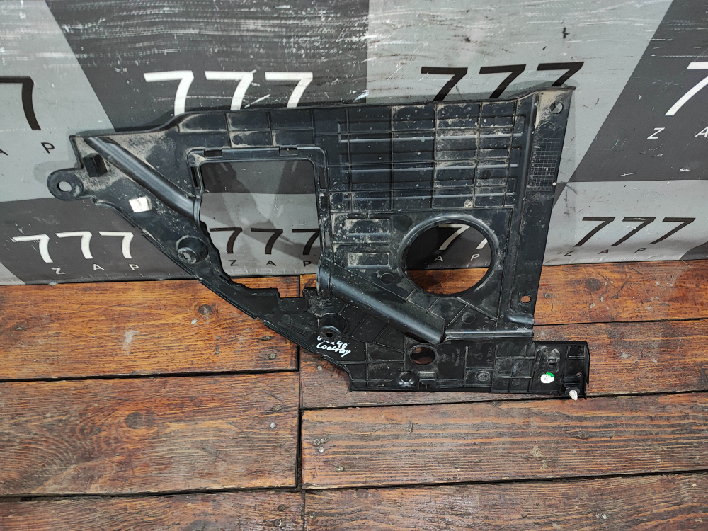 Накладка подкапотного пространства Geely Coolray 19-нв Б/У Оригинал 5035051000