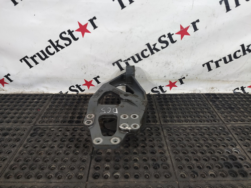 Кронштейн рессоры передней левый 2018г.