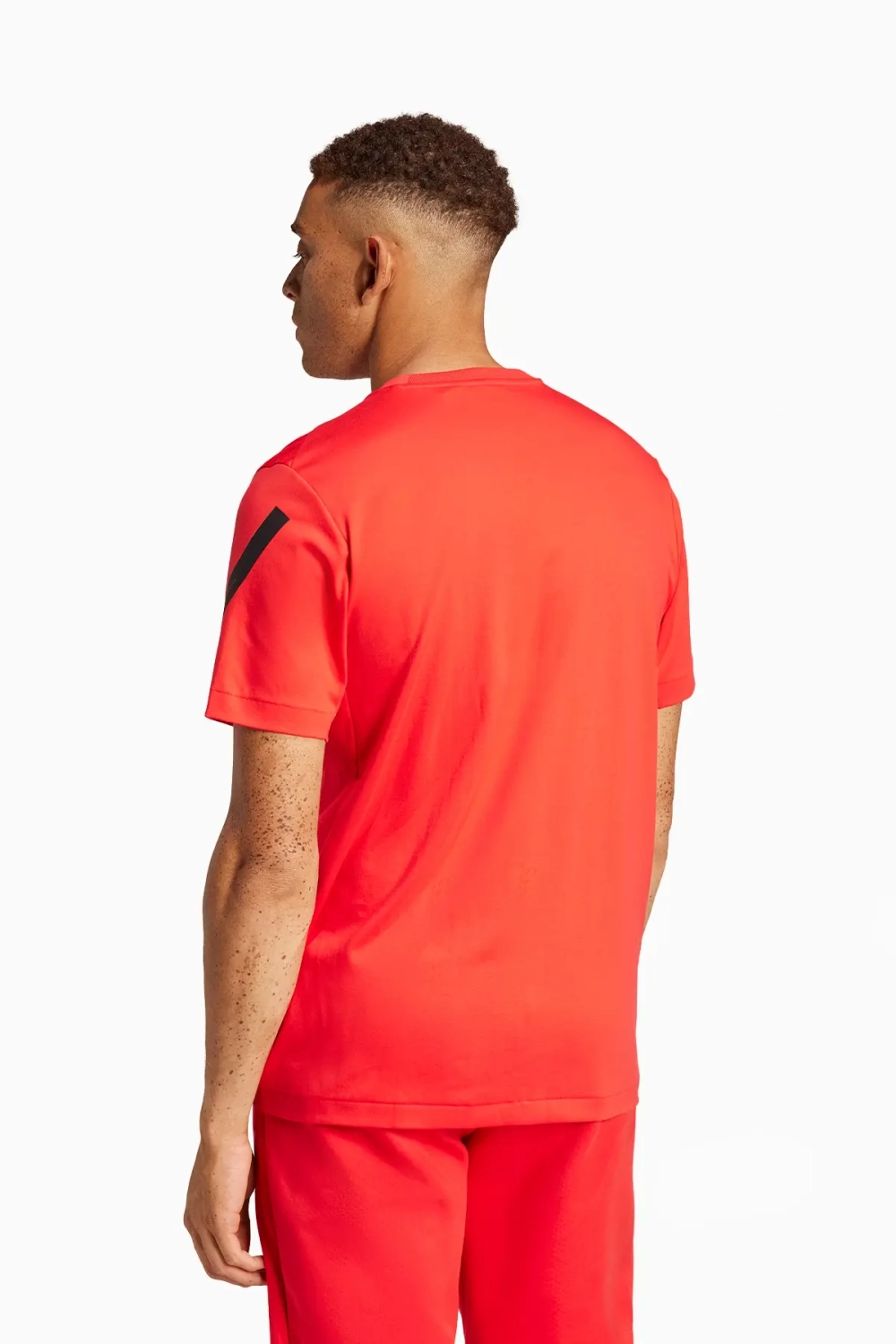 Футболка adidas Z.N.E. Tee - оранжевый