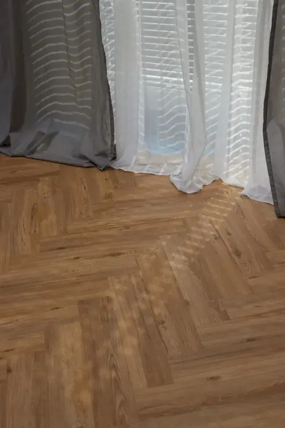 Кварц-винил SPC Steinholz Herringbone 4,5 мм Лархе 1.14688 м2