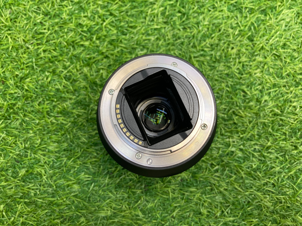 Sony 28-70mm 3.5-5.6 OSS