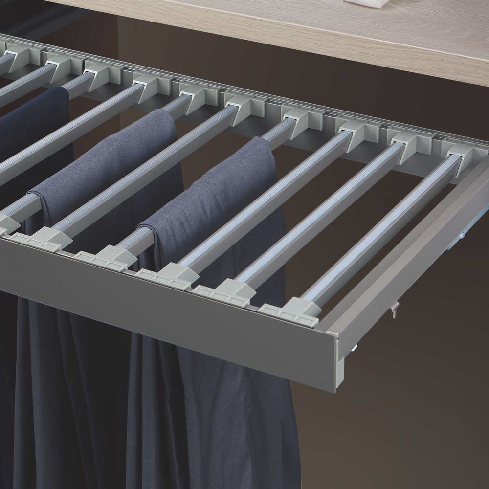 Выдвижная вешалка для брюк 600-420 (564*420*56мм) серый жемчуг