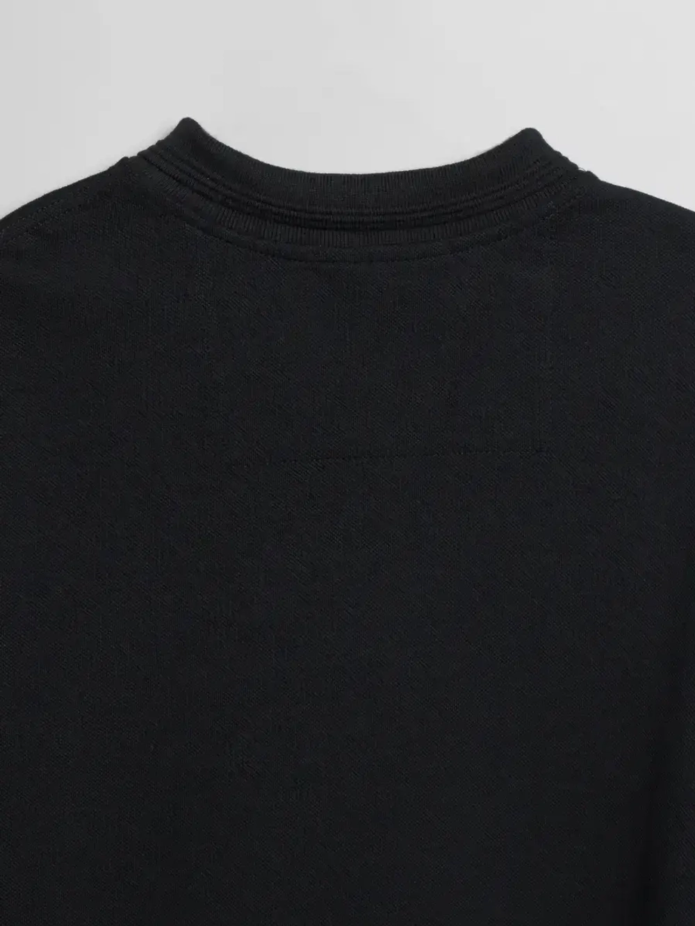 Летняя мужская футболка