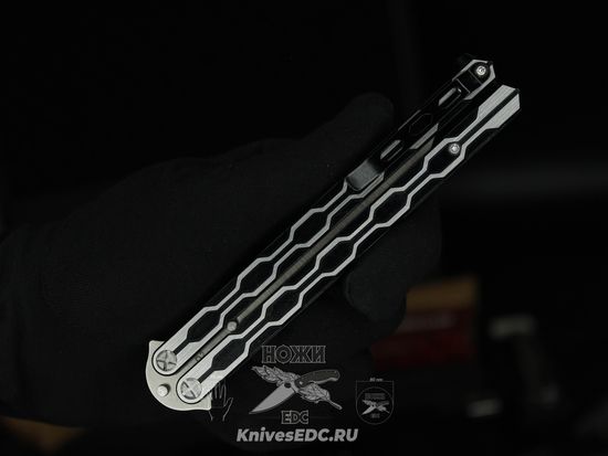 Складной нож бабочка REPTILIAN "Плазма-02" c клинком из стали D2, рукоять титан