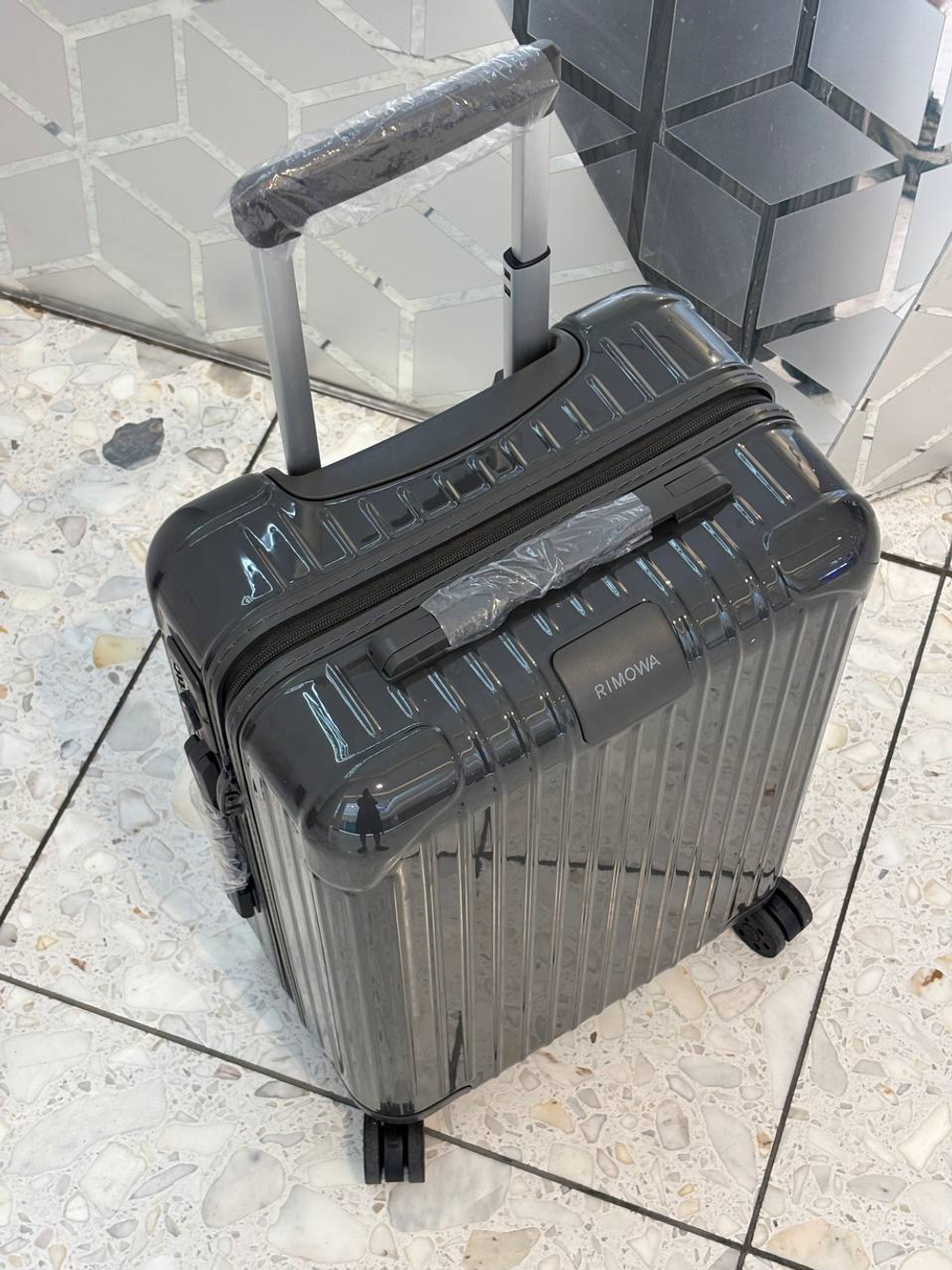Чемодан Rimowa