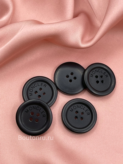 Пуговицы Монкл. черные на прокол