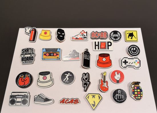 Значок ЕНОТ в ассортименте