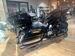 Street Glide Ultra Harley-Davidson , 2025