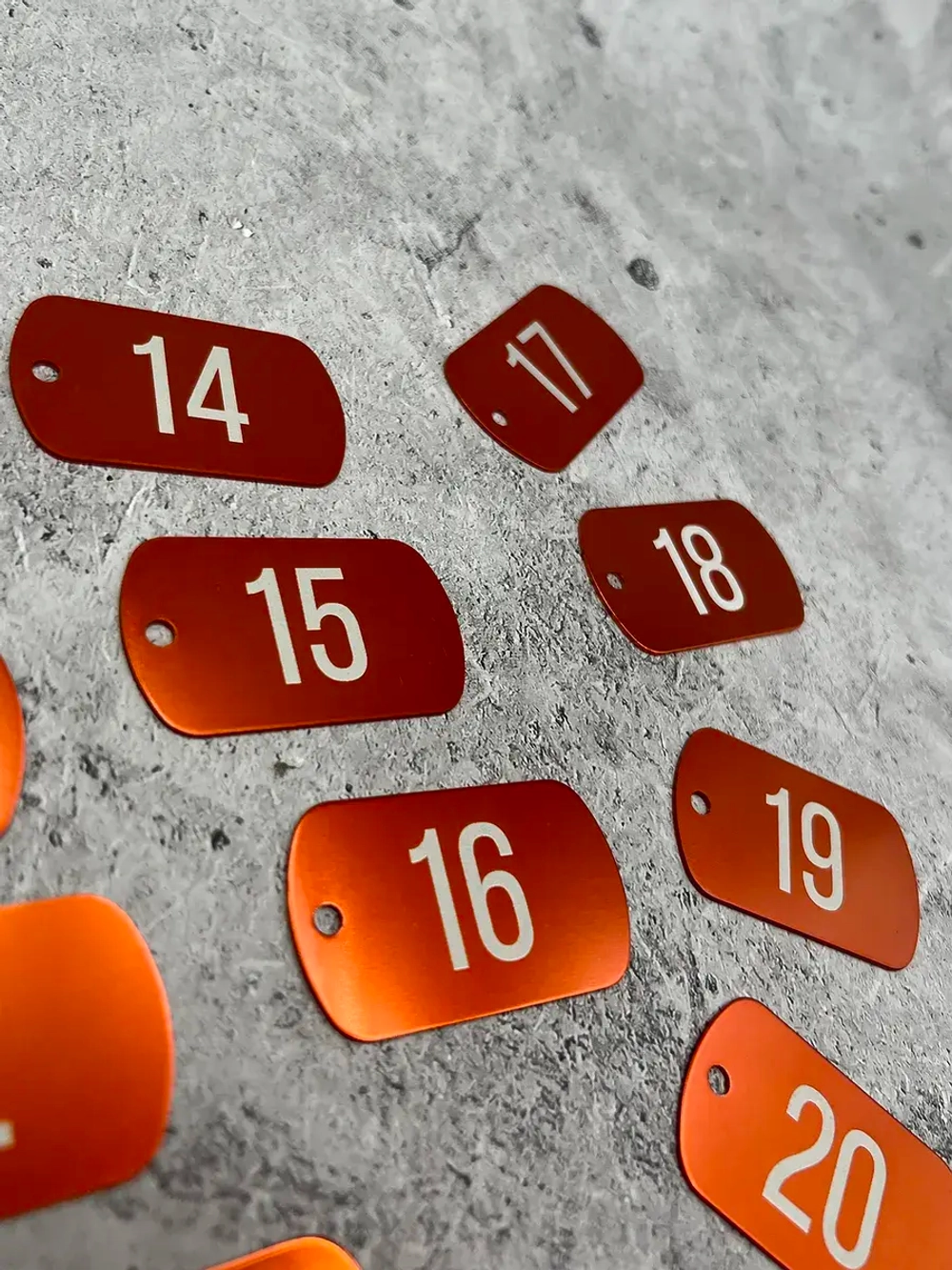 Номерки на ключи металлические