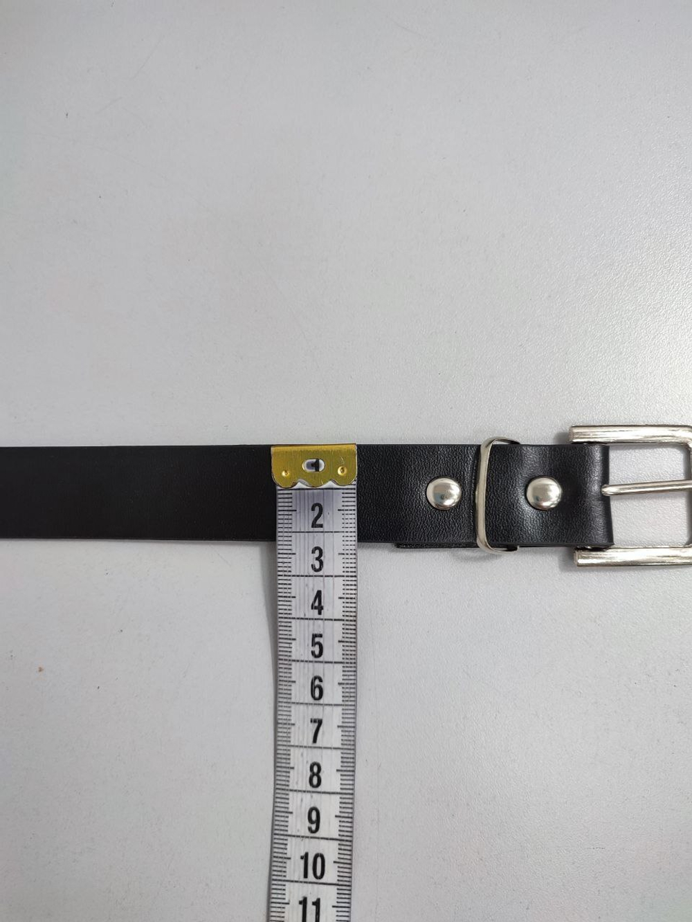 Ремень черный изящный, новый