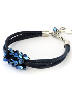 4719 Coeur de Lion браслет с кристаллами Сваровски и мягкой кожи наппа в 4 сложения сине-сапфирового цвета.
