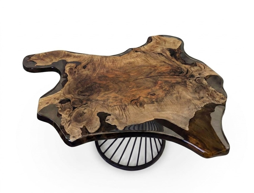 Журнальный стол из комеля ореха BEAR 1300